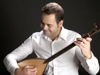 Titelbild des Baglama-Onlinekurses mit Cemil Aydemir