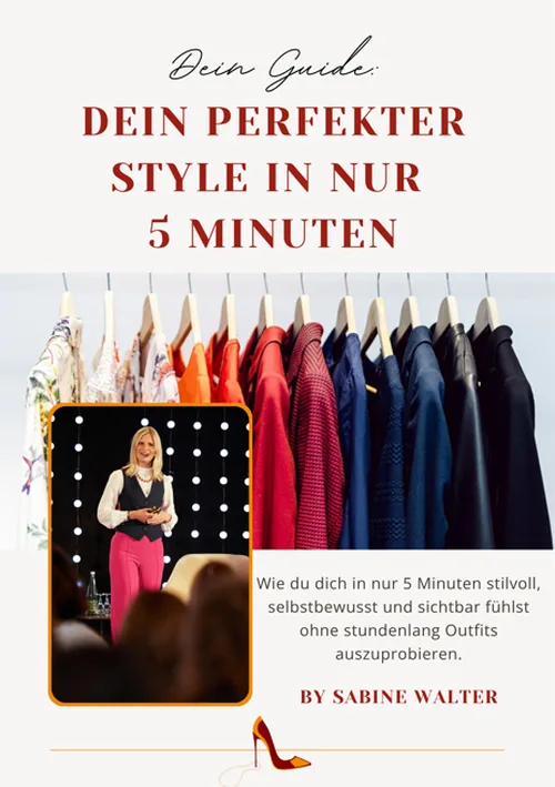 Cover des Guides Dein perfekter Style in nur 5 Minuten von Sabine Walter mit Kleiderstange und Foto der Stylistin